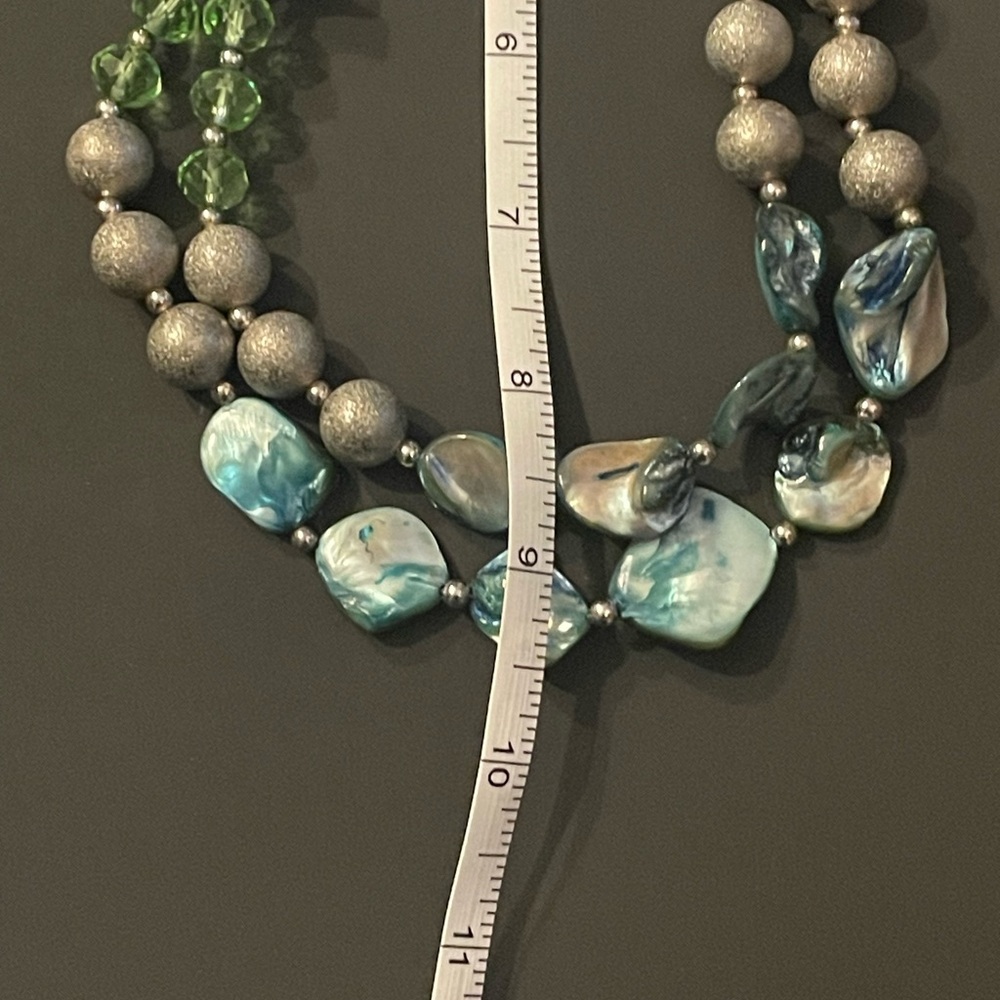 Charming Charlie Silver and Green Necklace Set - Picture 6 of 11